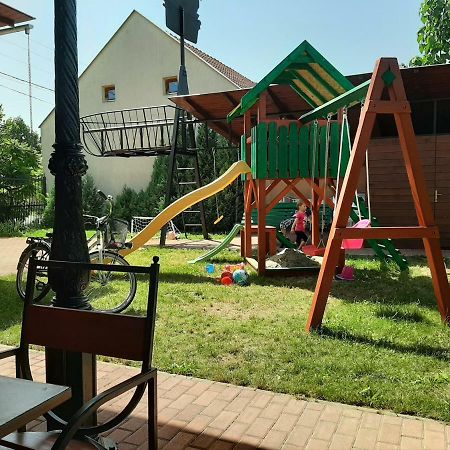 Gyulai Mesehaz Apartman エクステリア 写真